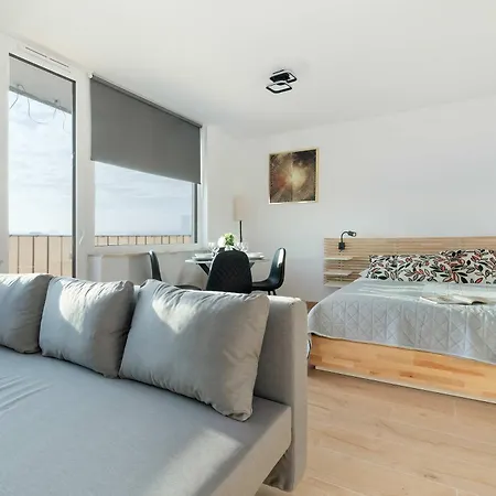 Apartman Beige And Grey In With Balcony Close To The By Renters *